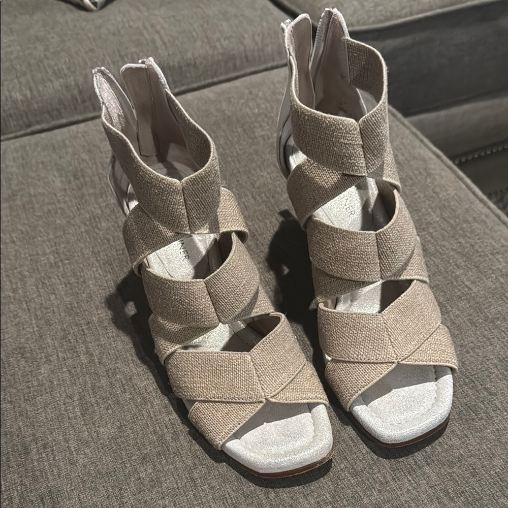 Donald Pliner Elegant Beige Strappy Women's Sandals